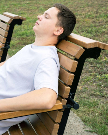 Шезлонг (2023) 302.38.00