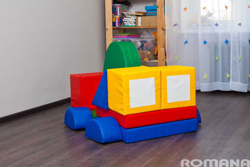 Мягкий игровой комплекс Romana «Автофургон» в Ставрополе ВИНКО